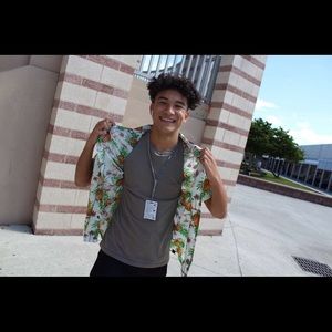 Meet your Posher, Kainoa